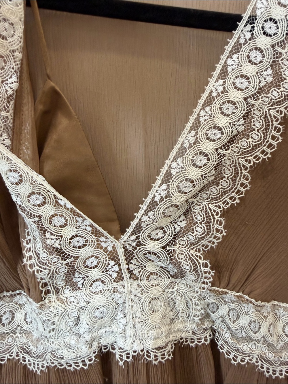 MIGUELINA Boho Lace-Trim V-Neck Mini Dress in Brown Small - Picture 4 of 6